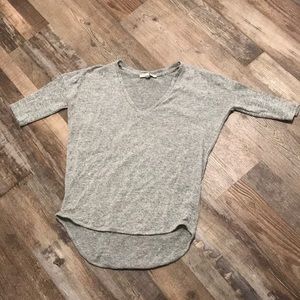 Gray quarter sleeve